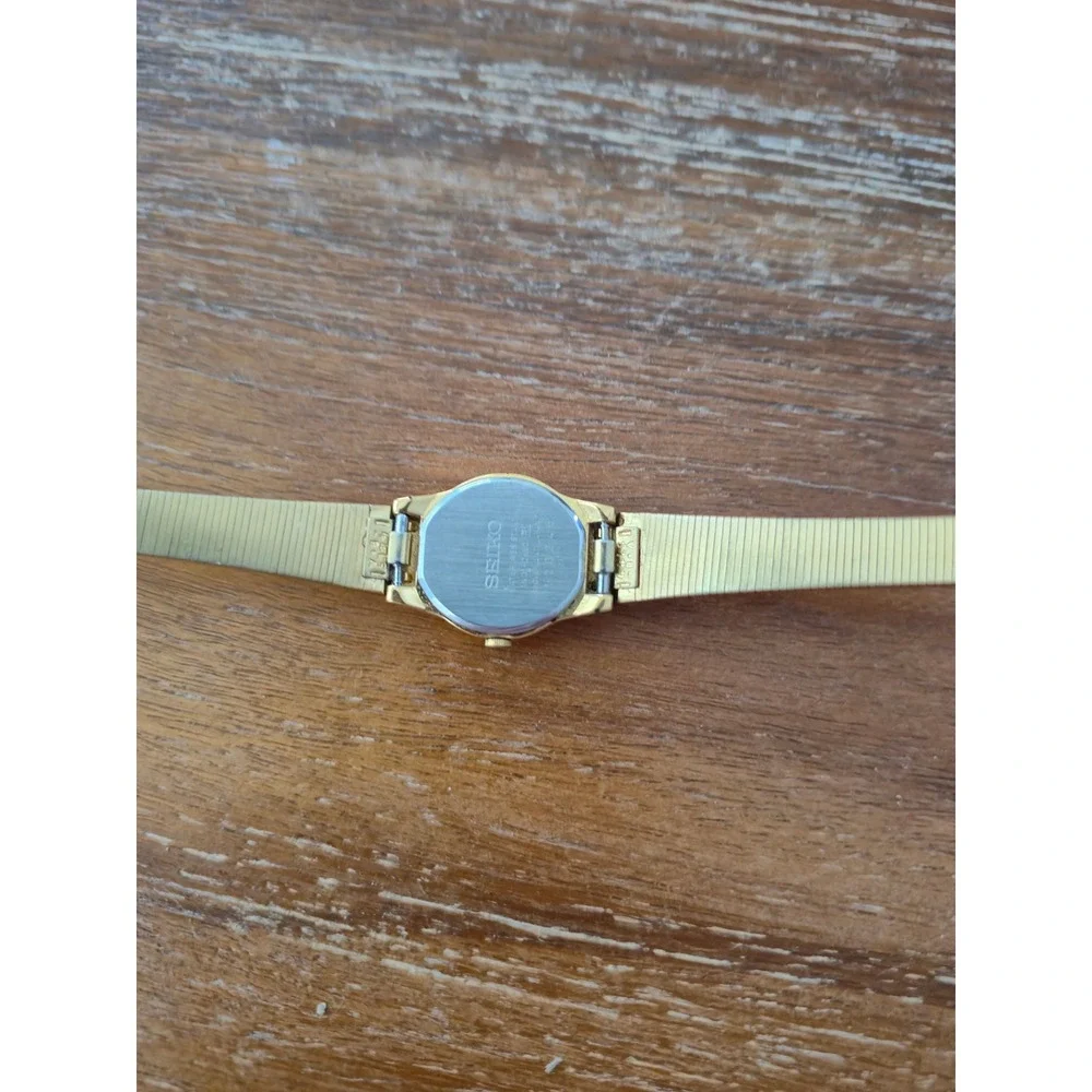 Seiko Wristwatch Women OS Gold Tone Mesh Band Vintage Dress Analog 1N01-0B70 VTG